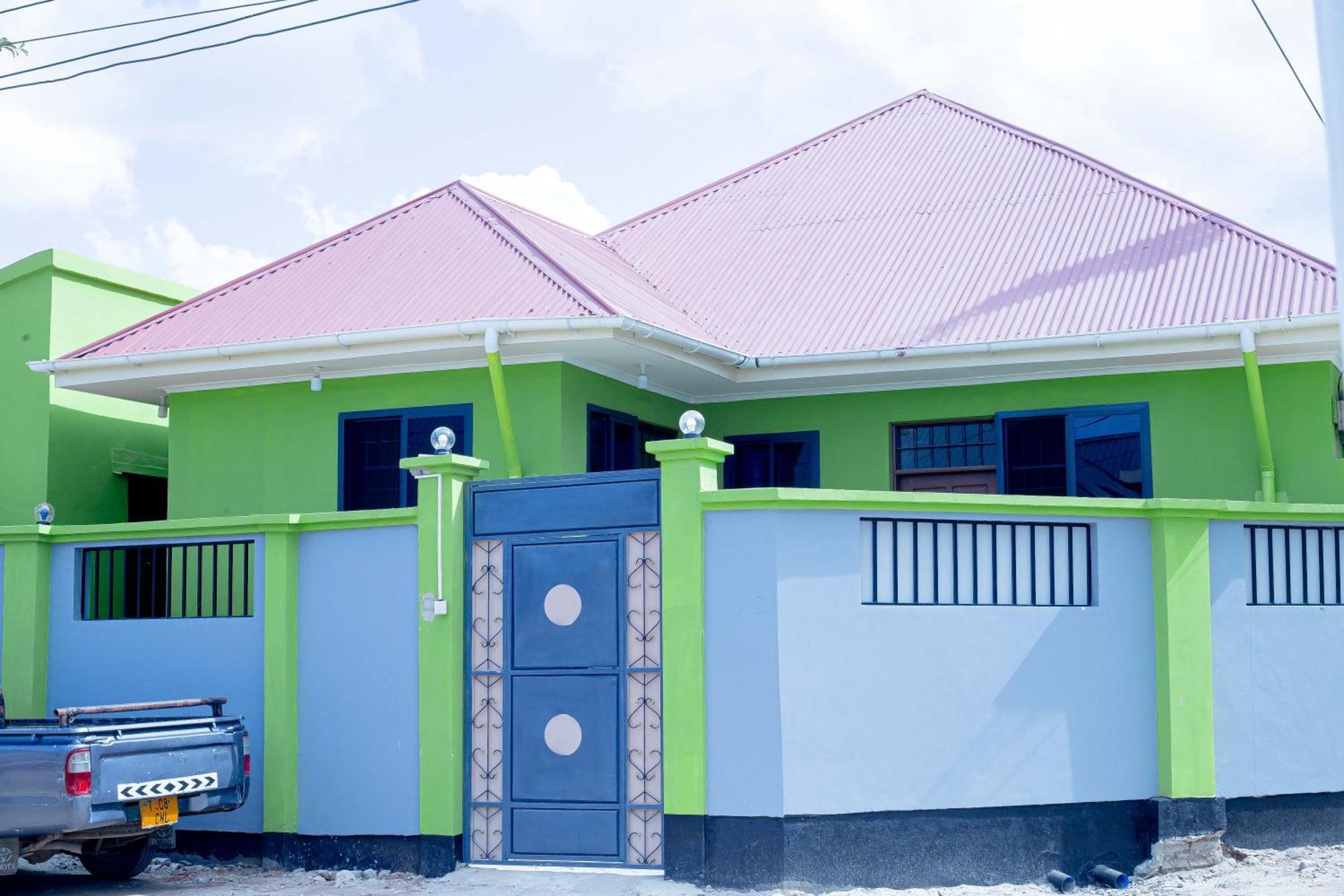 L&J Modern Backpackers Bnb Dar-es-Salaam Eksteriør bilde
