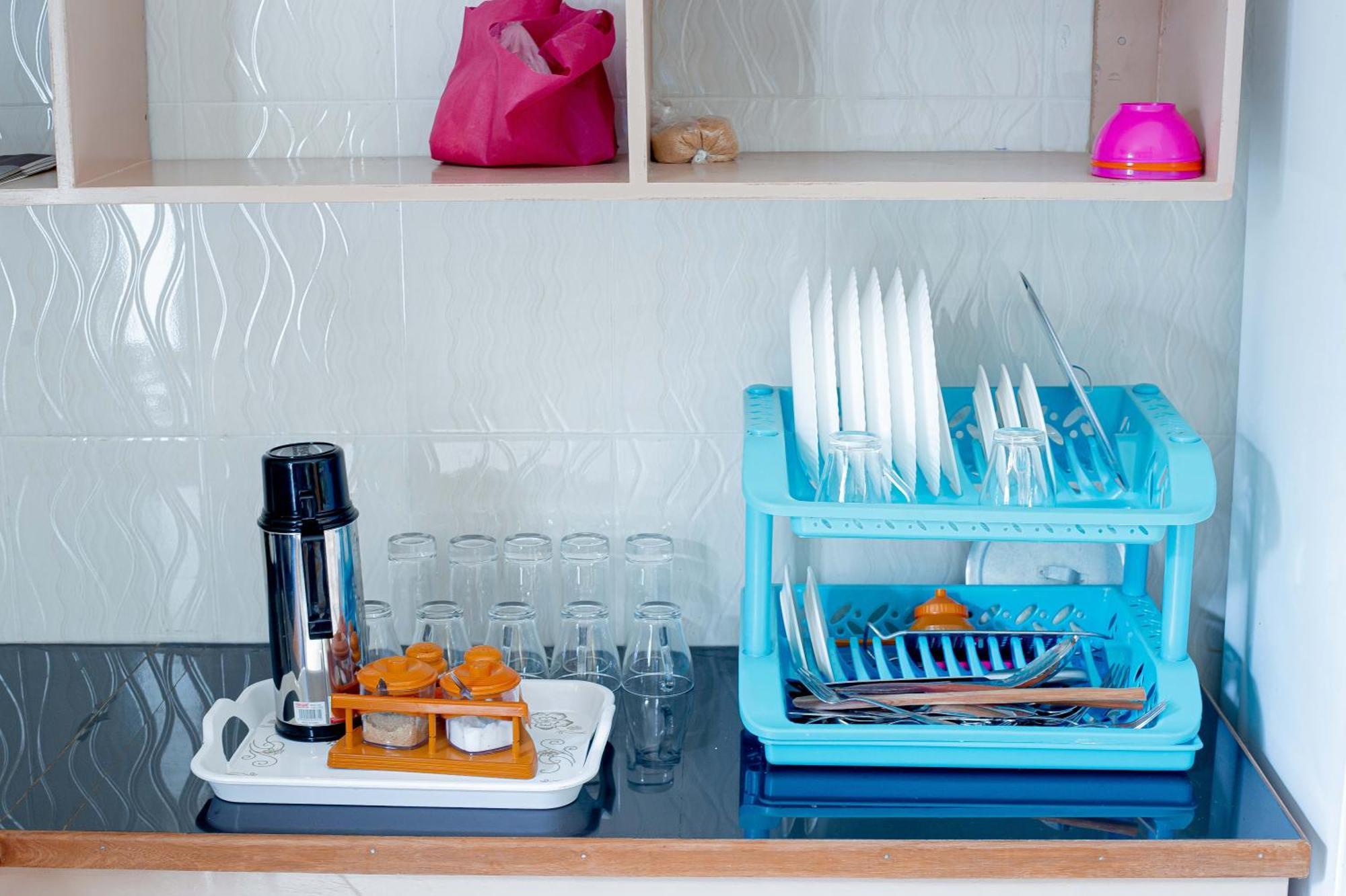 L&J Modern Backpackers Bnb Dar-es-Salaam Eksteriør bilde