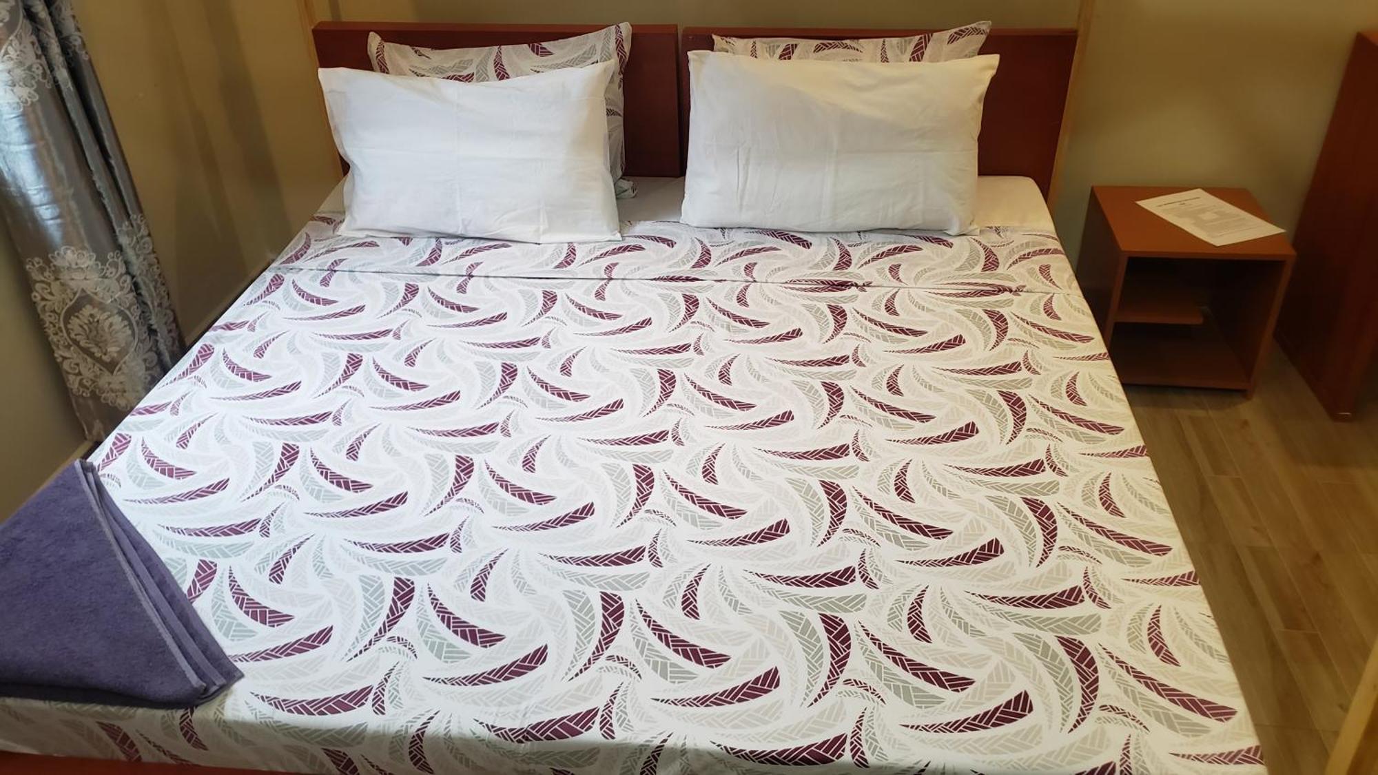 L&J Modern Backpackers Bnb Dar-es-Salaam Eksteriør bilde