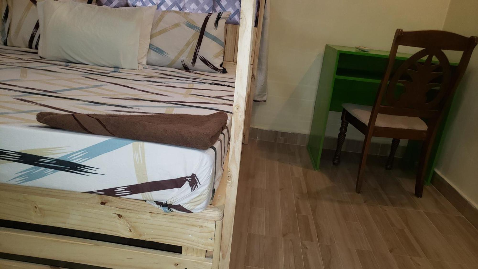 L&J Modern Backpackers Bnb Dar-es-Salaam Eksteriør bilde