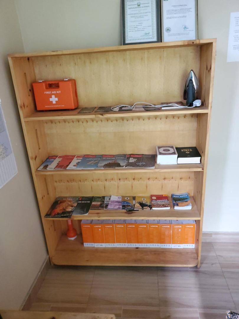 L&J Modern Backpackers Bnb Dar-es-Salaam Eksteriør bilde