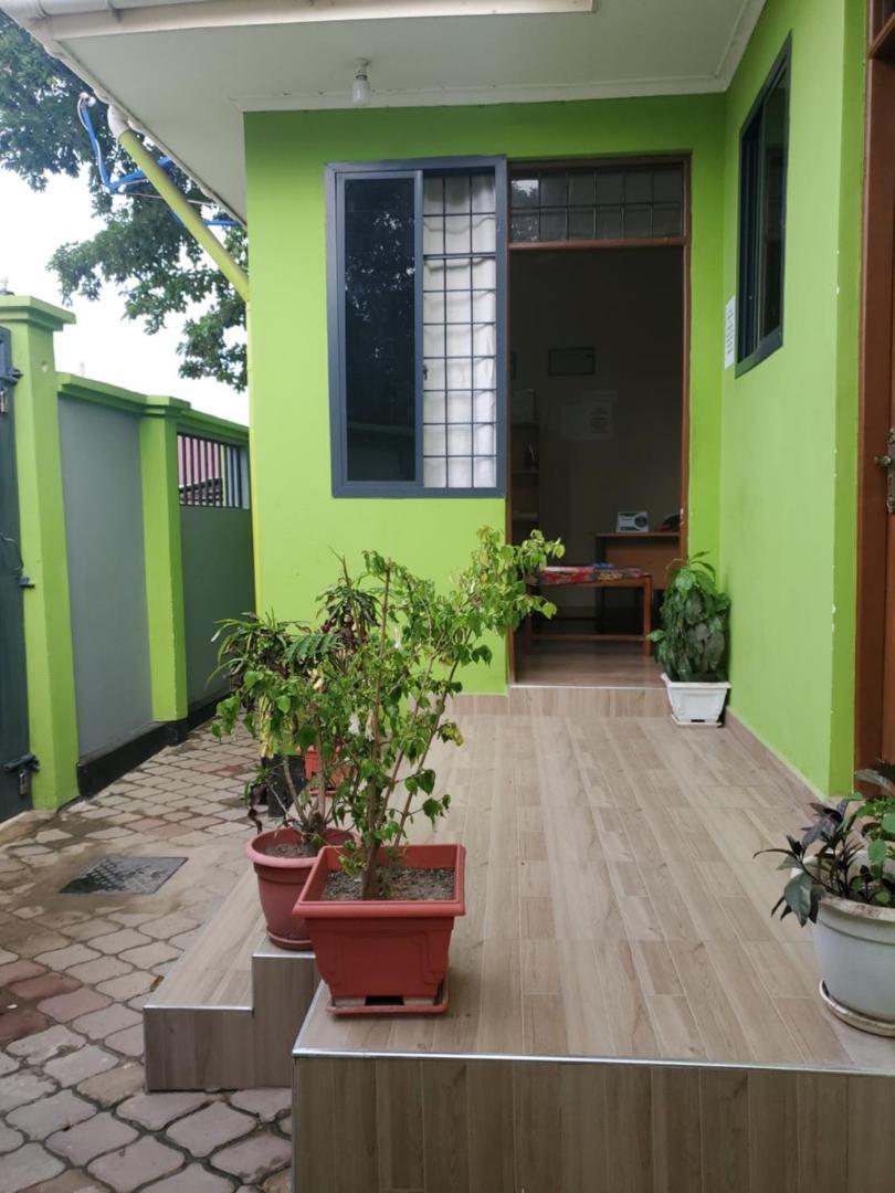 L&J Modern Backpackers Bnb Dar-es-Salaam Eksteriør bilde